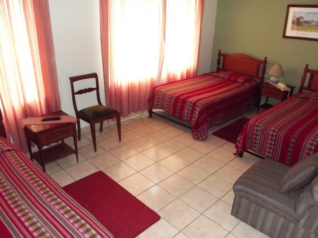 Hostal Gemina Лима Экстерьер фото