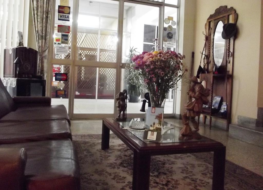 Hostal Gemina Лима Экстерьер фото